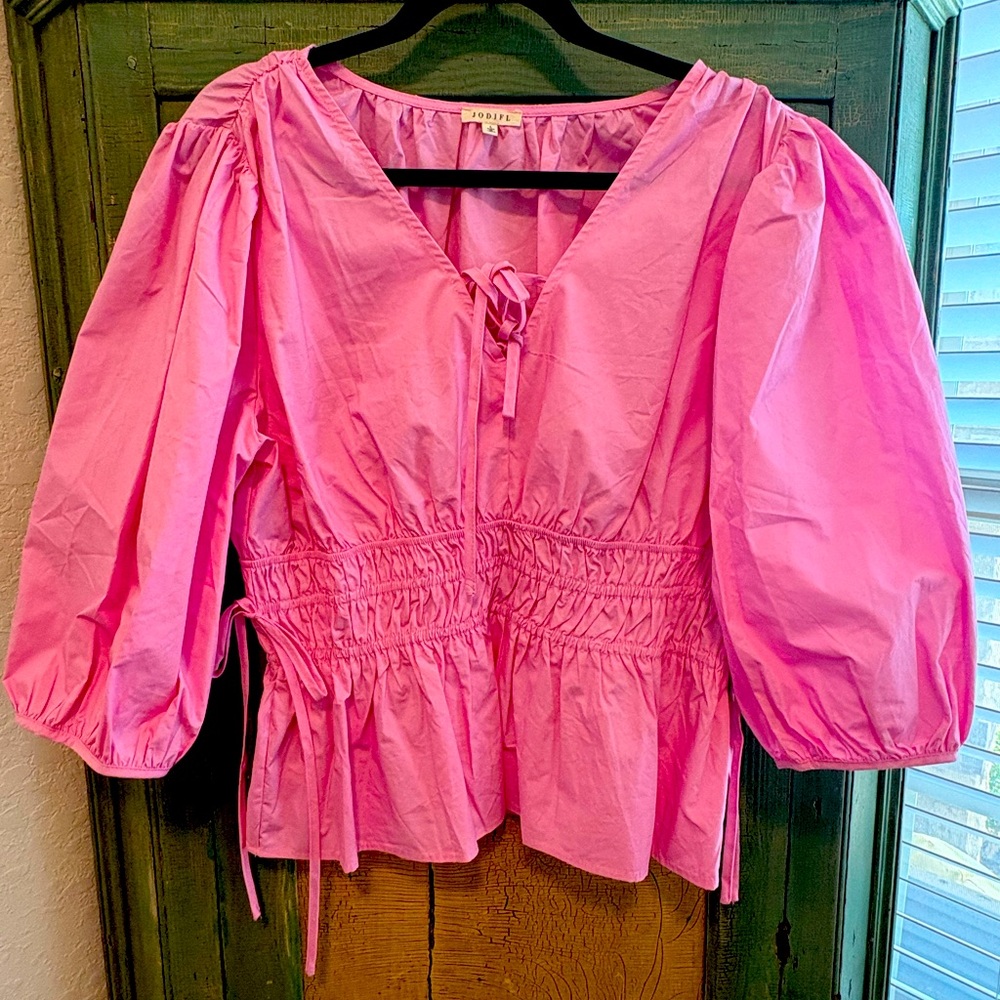 JODIFL Vibrant Pink Blouse with Puff Sleeves